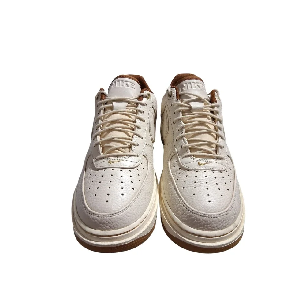 Nike Air Force 1 Low Luxe Pearl Pecan Mens size 10.5 Classic Streetwear Sneakers